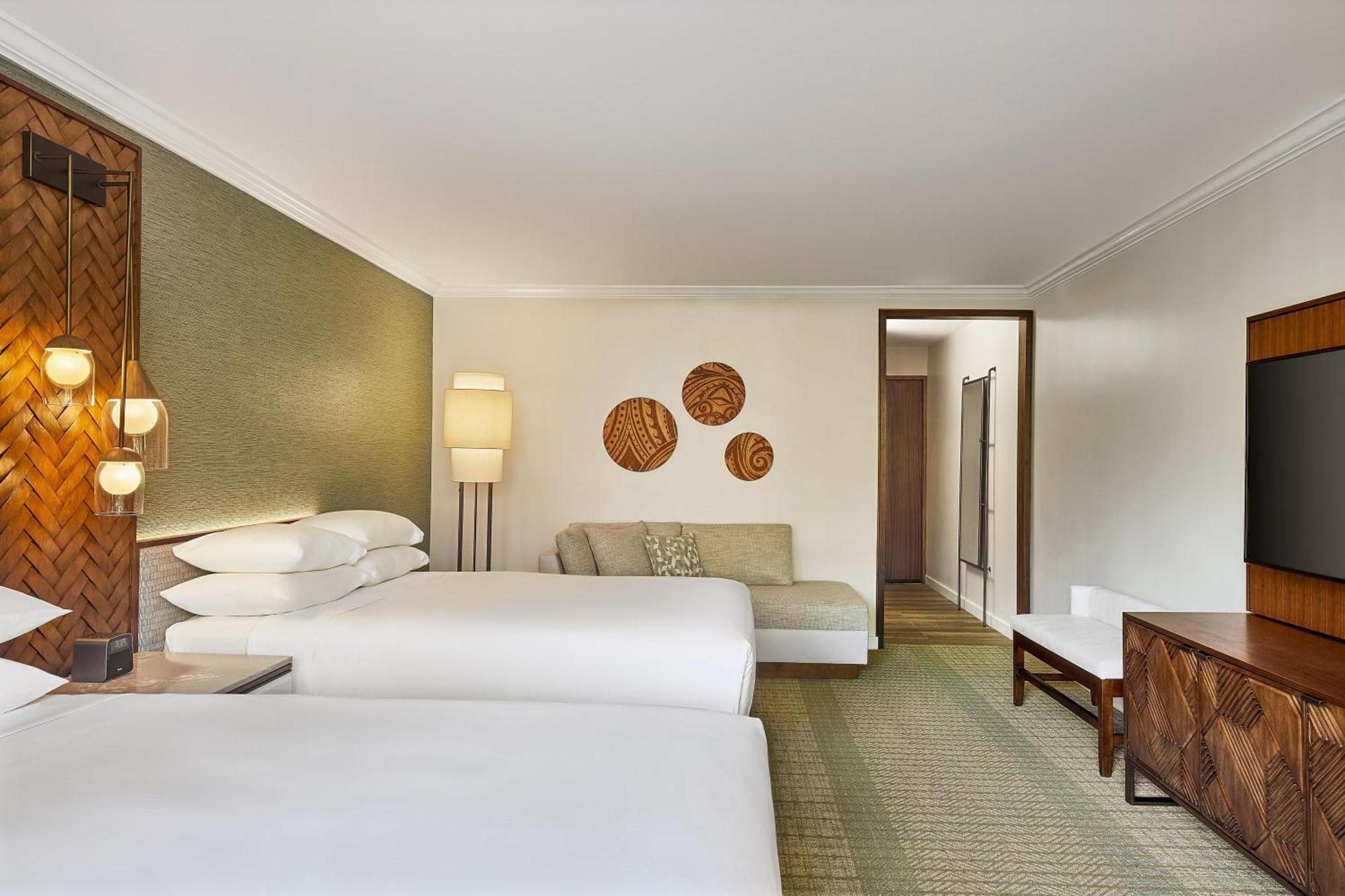 Queen Room Two Queen Beds Mountain View,1765210786:JPEG
